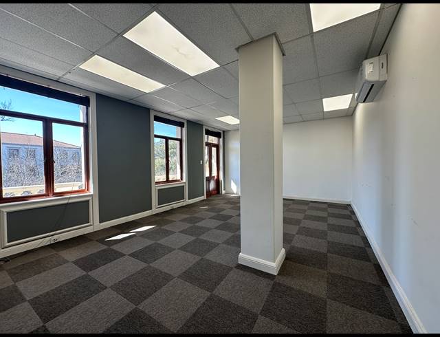 386M² OFFICE TO LET IN SANDTON CENTRAL